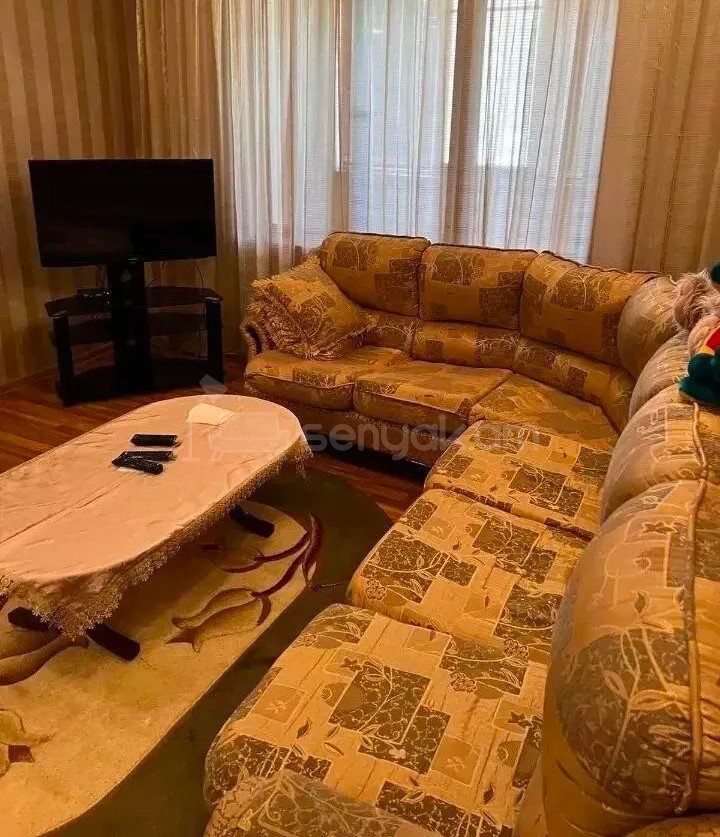 2 Սենյականոց Բնակարան Քարե Շենքում, 65քմ, 4/5 հարկ, Կապիտալ Վերանորոգված, Կահավորված, Արևկող