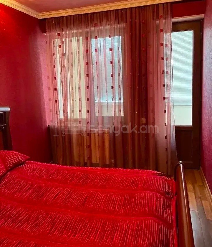 2 Սենյականոց Բնակարան Քարե Շենքում, 65քմ, 4/5 հարկ, Կապիտալ Վերանորոգված, Կահավորված, Արևկող