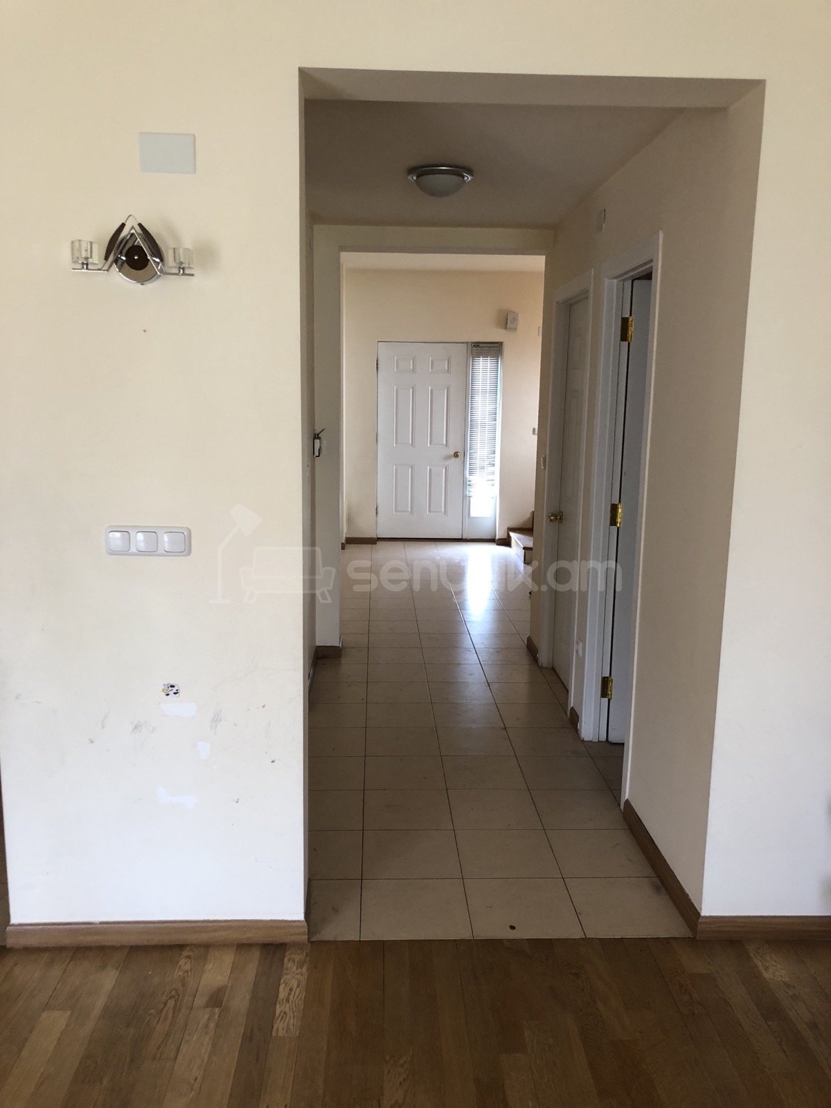 4 Սենյականոց Սեփական Տուն, 280քմ, Կապիտալ Վերանորոգված, Ավտոտնակով