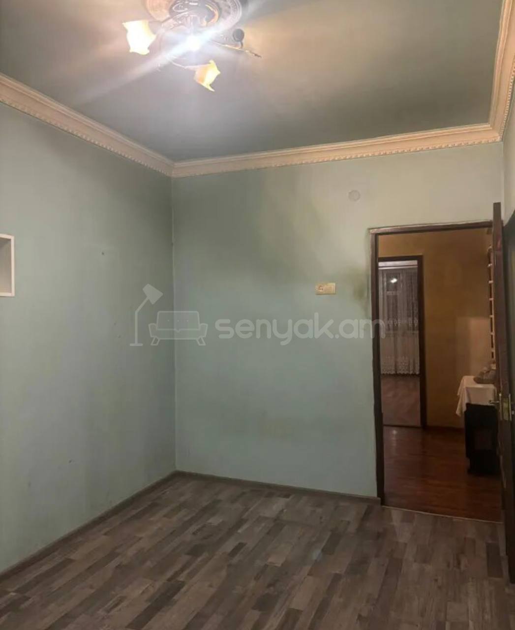 3 Սենյականոց Բնակարան, 63քմ, 7/9 հարկ, Նորմալ Վիճակում, Մասամբ Կահավորված