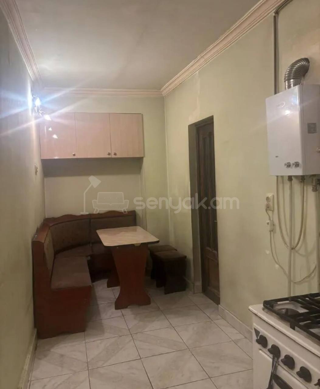 3 Սենյականոց Բնակարան, 63քմ, 7/9 հարկ, Նորմալ Վիճակում, Մասամբ Կահավորված