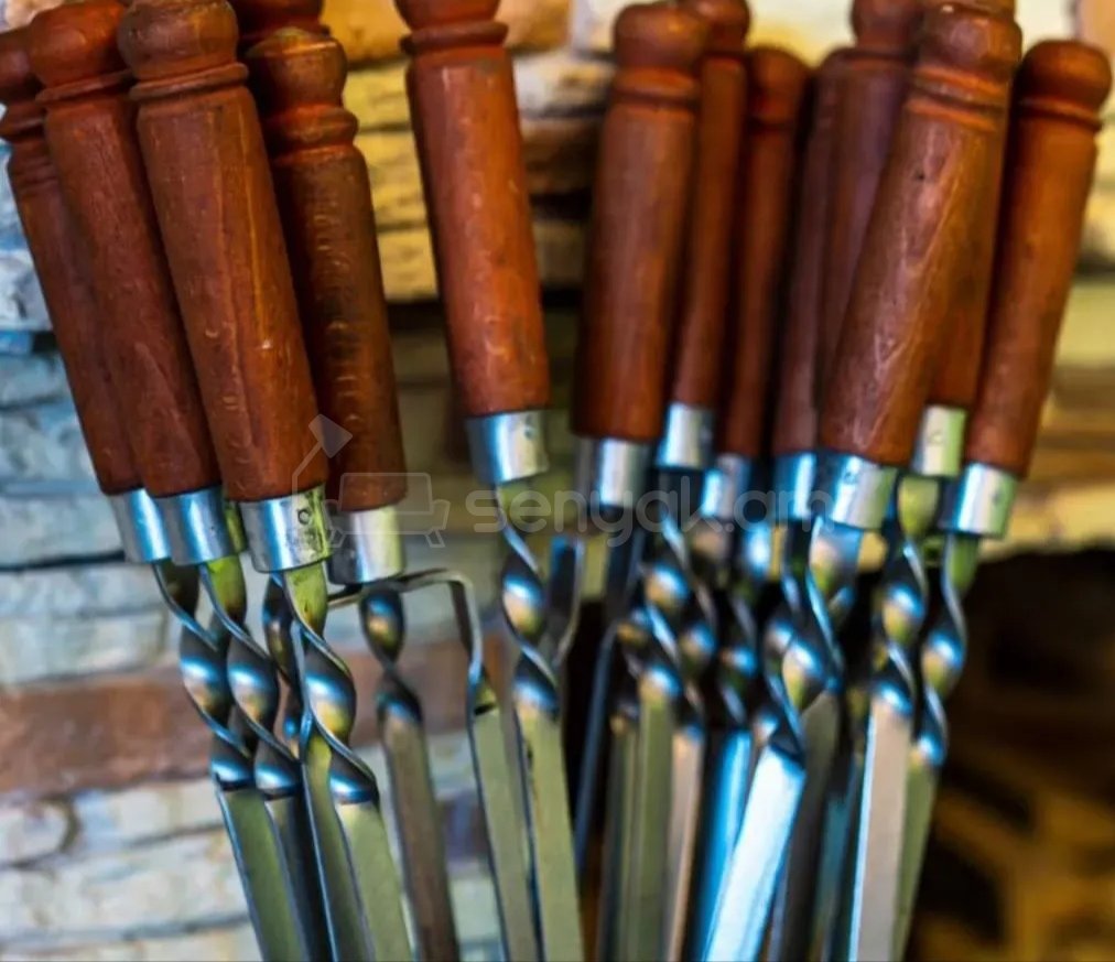 2 Սենյականոց Ամառանոց, 200քմ, Լողավազանով