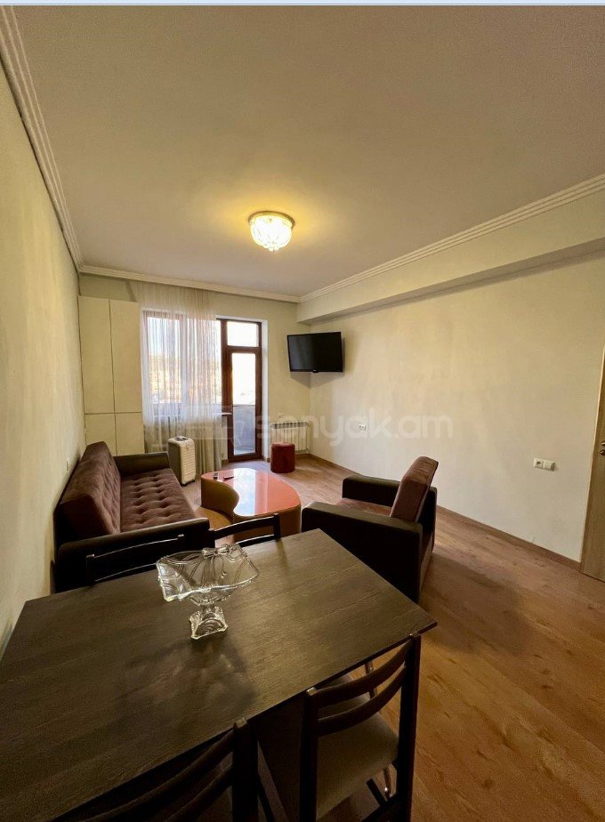 2 Սենյականոց Բնակարան Նորակառույցում, 55քմ, 14/14 հարկ, Կապիտալ Վերանորոգված, Կահավորված