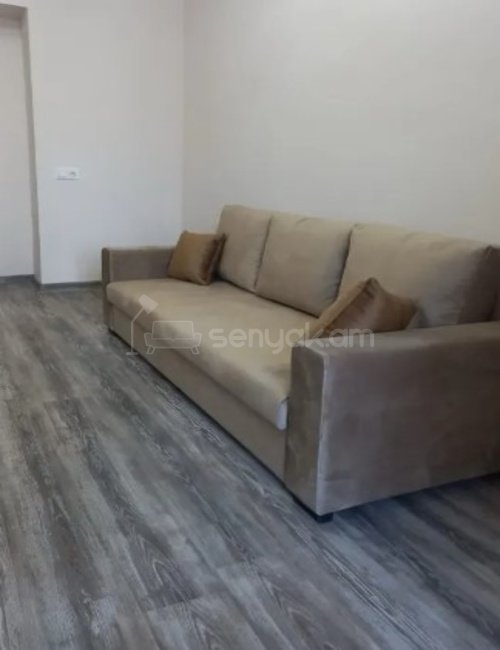 2 Սենյականոց Բնակարան Քարե Շենքում, 52քմ, 3/4 հարկ, Կապիտալ Վերանորոգված, Կահավորված, Արևկող