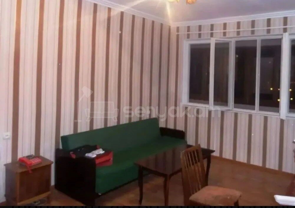 2 Սենյականոց Բնակարան Քարե Շենքում, 47քմ, 4/5 հարկ, Կապիտալ Վերանորոգված