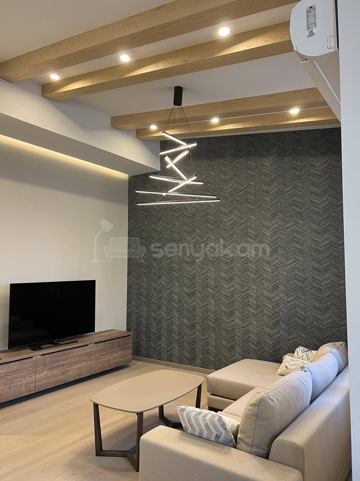 3 Սենյականոց Բնակարան Քարե Շենքում, 90քմ, 5/5 հարկ, Կապիտալ Վերանորոգված, Կահավորված, Արևկող