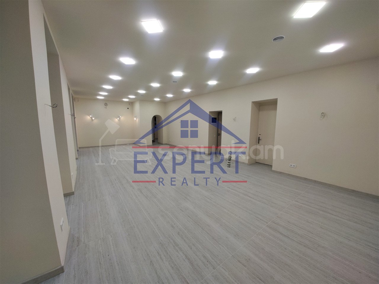 Օֆիսային Տարածք, 65քմ, Կապիտալ Վերանորոգված