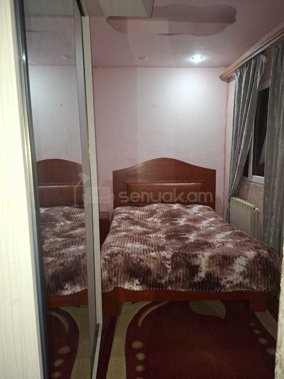 4 Սենյականոց Բնակարան, 70քմ, 3/10 հարկ, Նորմալ Վիճակում, Կահավորված