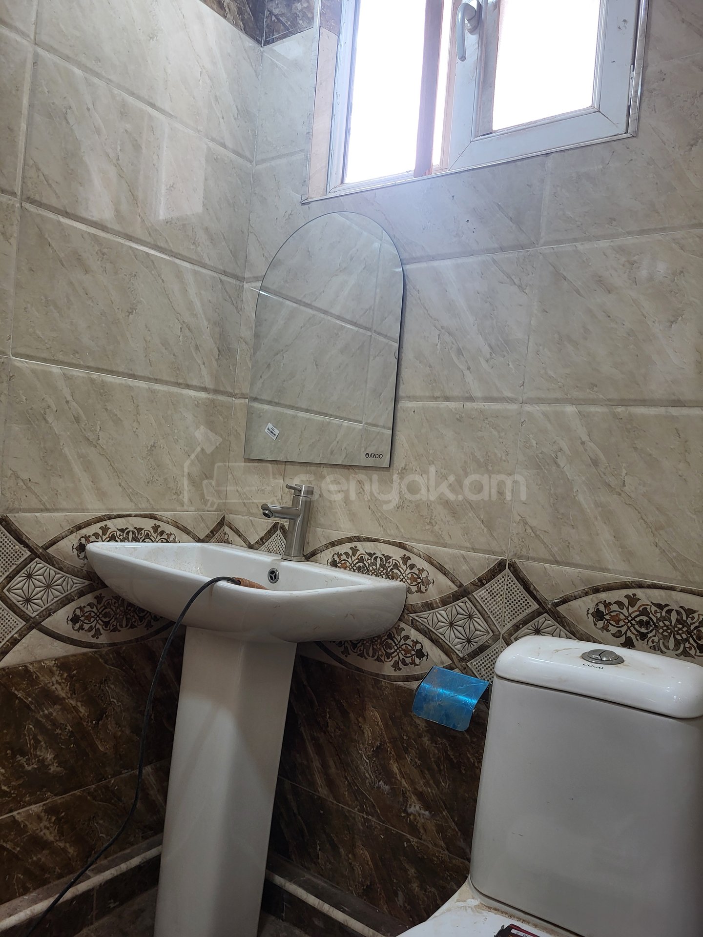 3 Սենյականոց Սեփական Տուն, 130քմ, Նորմալ Վիճակում, Կահավորված