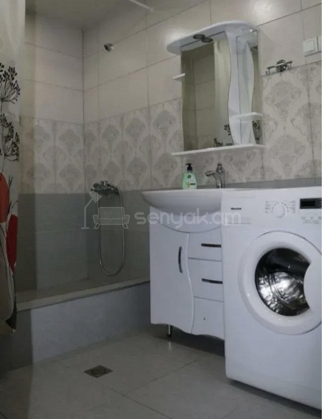 3 Սենյականոց Բնակարան, 65քմ, 6/9 հարկ, Կապիտալ Վերանորոգված, Կահավորված, Արևկող