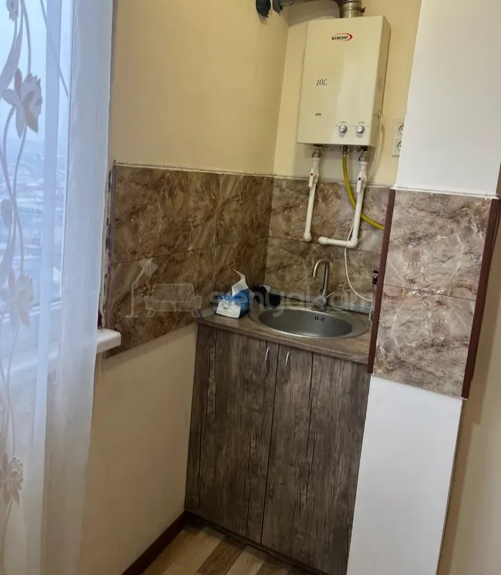 2 Սենյականոց Բնակարան Քարե Շենքում, 58քմ, 4/5 հարկ, Կապիտալ Վերանորոգված, Կահավորված