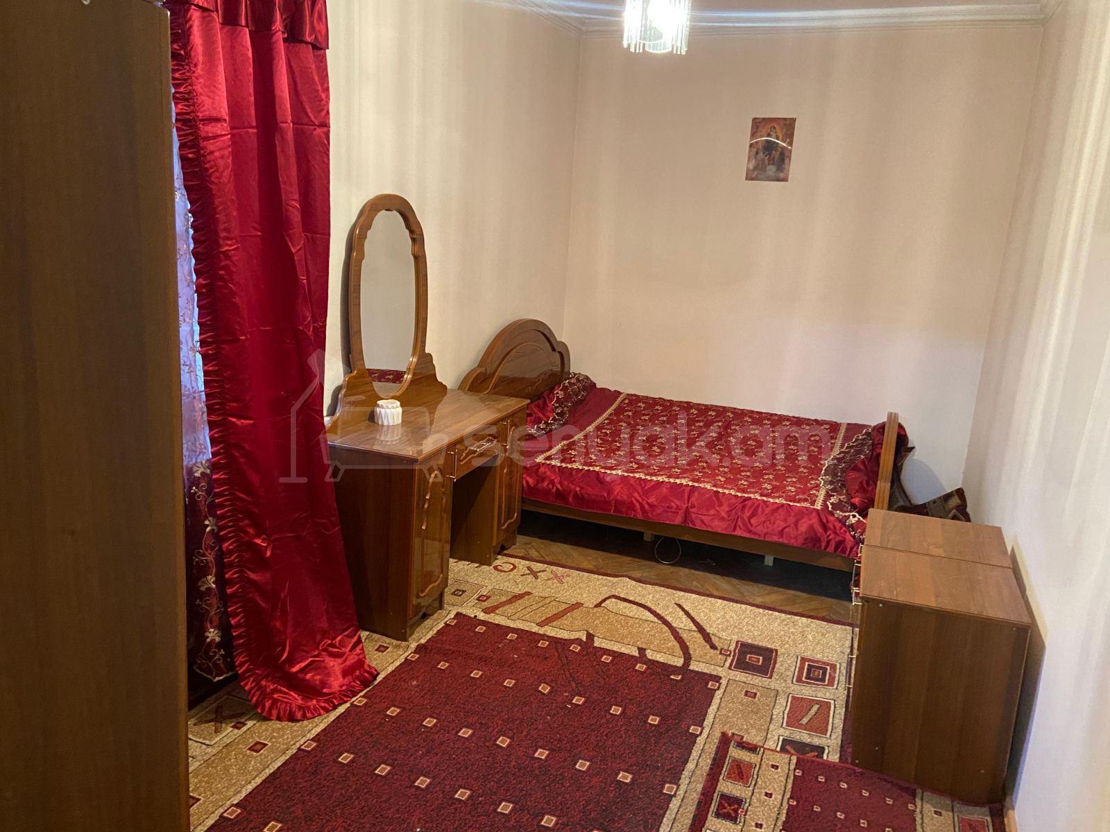 2 Սենյականոց Բնակարան Քարե Շենքում, 58քմ, 3/5 հարկ, Կապիտալ Վերանորոգված, Կահավորված, Արևկող