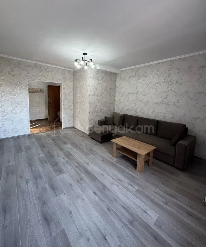 2 Սենյականոց Բնակարան Քարե Շենքում, 62քմ, 5/9 հարկ, Կապիտալ Վերանորոգված, Կահավորված, Արևկող