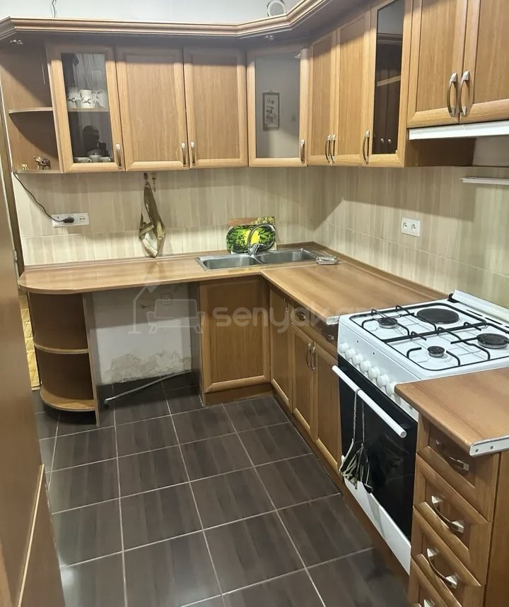 2 Սենյականոց Բնակարան Քարե Շենքում, 52քմ, 4/9 հարկ, Կապիտալ Վերանորոգված, Կահավորված, Արևկող