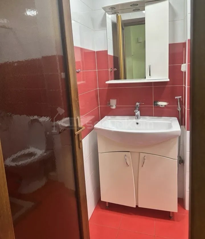 2 Սենյականոց Բնակարան Քարե Շենքում, 52քմ, 4/9 հարկ, Կապիտալ Վերանորոգված, Կահավորված, Արևկող