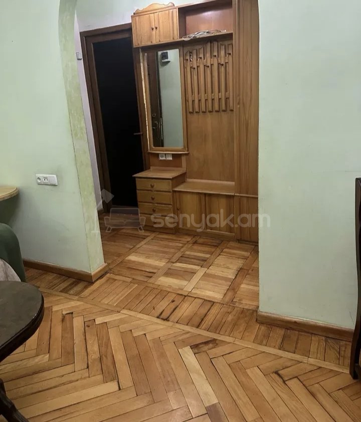 2 Սենյականոց Բնակարան Քարե Շենքում, 52քմ, 4/9 հարկ, Կապիտալ Վերանորոգված, Կահավորված, Արևկող