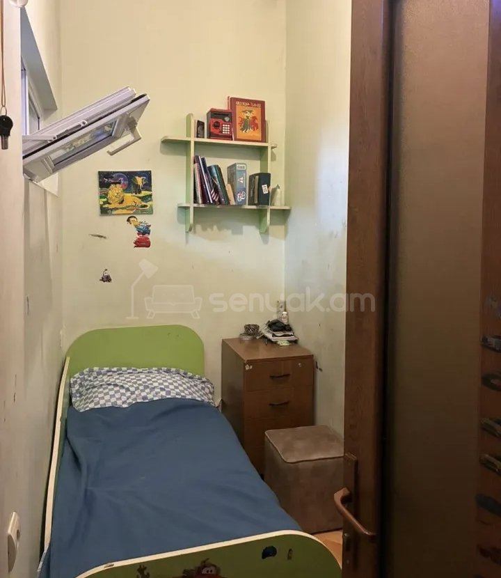 2 Սենյականոց Բնակարան Քարե Շենքում, 56քմ, 3/3 հարկ, Կոսմետիկ Վերանորոգված, Կահավորված, Արևկող