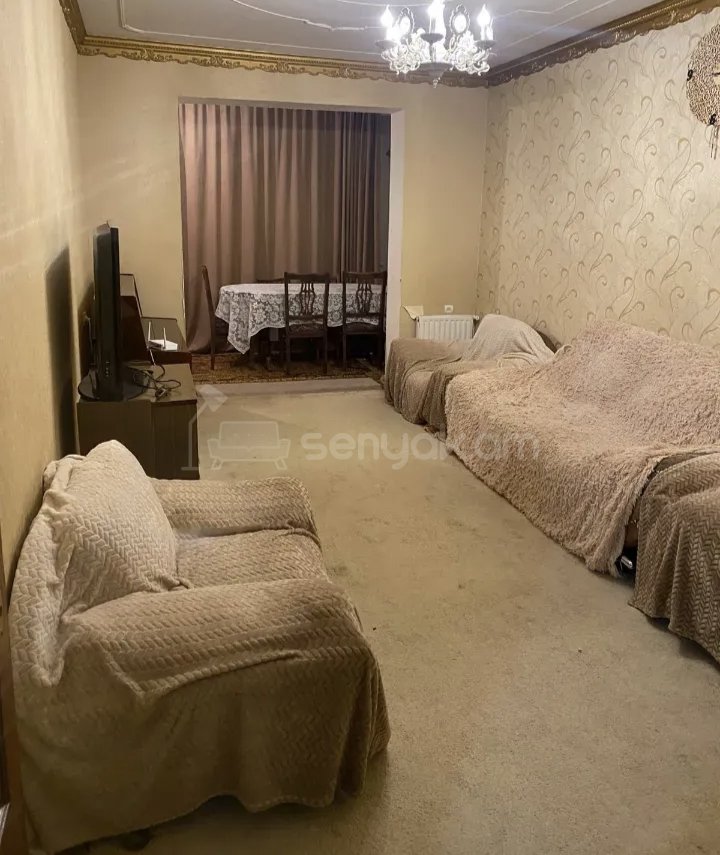 2 Սենյականոց Բնակարան Քարե Շենքում, 62քմ, 3/9 հարկ, Նորմալ Վիճակում, Կահավորված, Արևկող