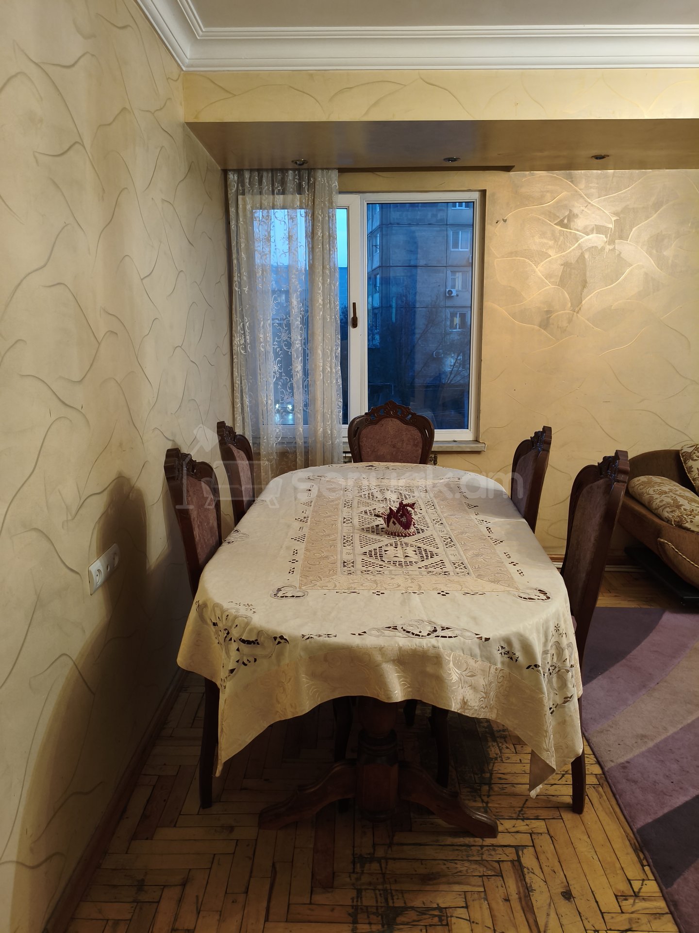 3 Սենյականոց Բնակարան Քարե Շենքում, 78քմ, 3/9 հարկ, Կապիտալ Վերանորոգված, Կահավորված, Արևկող