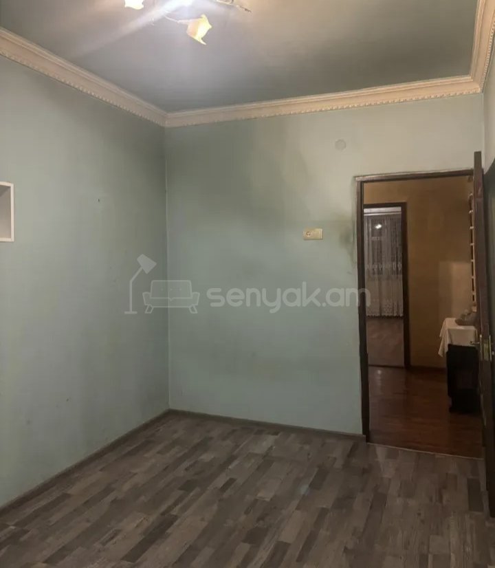 3 Սենյականոց Բնակարան, 68քմ, 5/9 հարկ, Նորմալ Վիճակում, Կահավորված, Արևկող