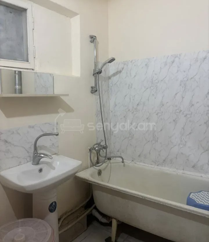 3 Սենյականոց Բնակարան, 68քմ, 5/9 հարկ, Նորմալ Վիճակում, Կահավորված, Արևկող