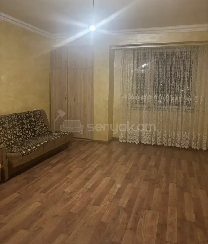 3 Սենյականոց Բնակարան, 68քմ, 5/9 հարկ, Նորմալ Վիճակում, Կահավորված, Արևկող