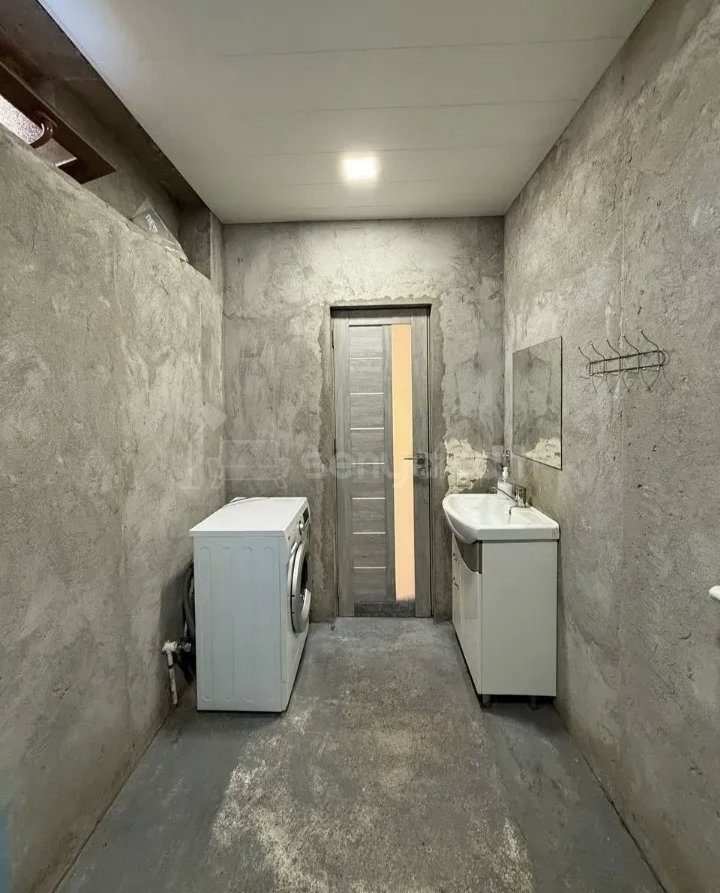 2 Սենյականոց Բնակարան, 58քմ, 2/2 հարկ, Նորմալ Վիճակում, Կահավորված, Արևկող