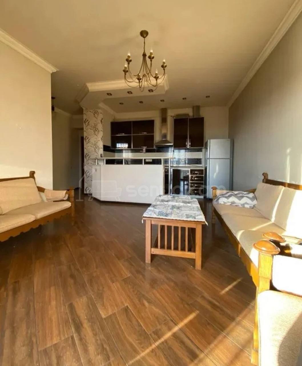 2 Սենյականոց Բնակարան Քարե Շենքում, 40քմ, 5/5 հարկ, Կապիտալ Վերանորոգված, Կահավորված, Արևկող