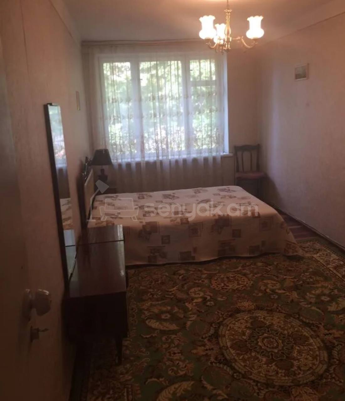 2 Սենյականոց Բնակարան Քարե Շենքում, 50քմ, 3/5 հարկ, Պետական Վիճակում, Կահավորված