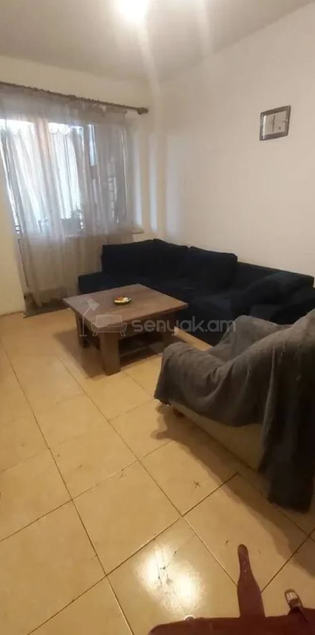 2 Սենյականոց Բնակարան Քարե Շենքում, 50քմ, 3/3 հարկ, Կոսմետիկ Վերանորոգված, Կահավորված