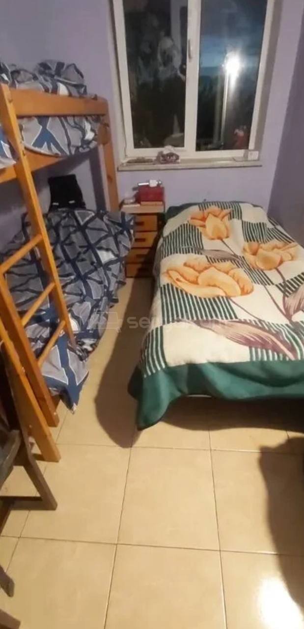 2 Սենյականոց Բնակարան Քարե Շենքում, 50քմ, 3/3 հարկ, Կոսմետիկ Վերանորոգված, Կահավորված