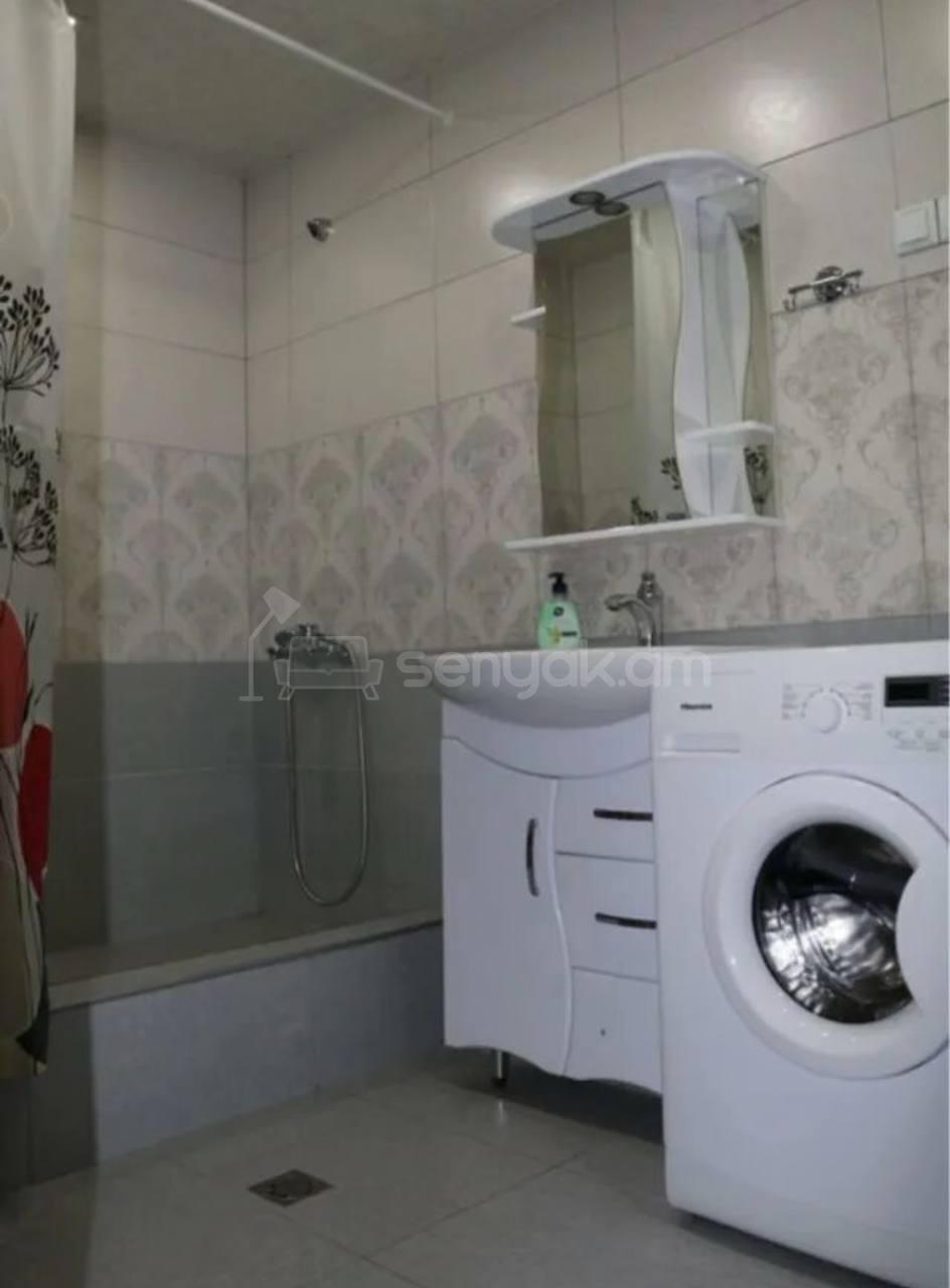 3 Սենյականոց Բնակարան, 65քմ, 7/9 հարկ, Կապիտալ Վերանորոգված, Կահավորված, Արևկող