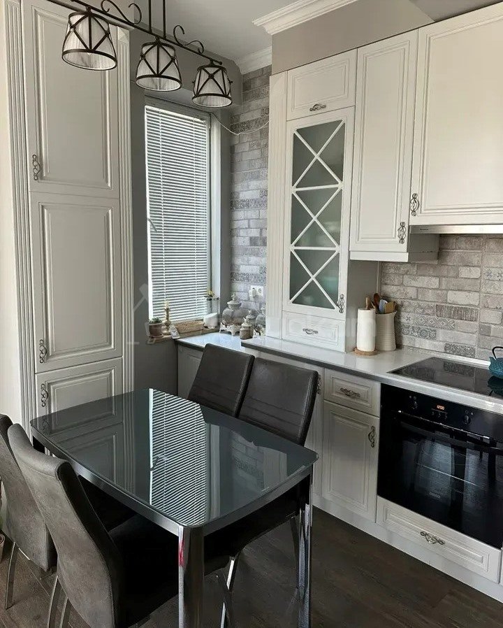 3 Սենյականոց Բնակարան, 115քմ, 15/19 հարկ, Դիզայներական Վերանորոգված, Կահավորված, Արևկող