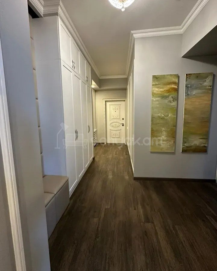 3 Սենյականոց Բնակարան, 115քմ, 15/19 հարկ, Դիզայներական Վերանորոգված, Կահավորված, Արևկող