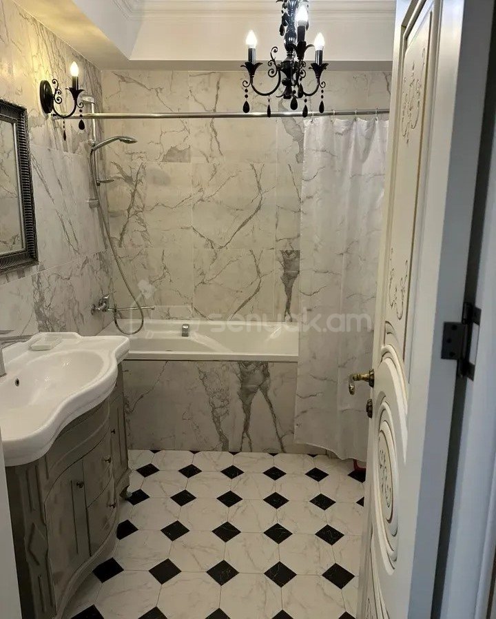 3 Սենյականոց Բնակարան, 115քմ, 15/19 հարկ, Դիզայներական Վերանորոգված, Կահավորված, Արևկող