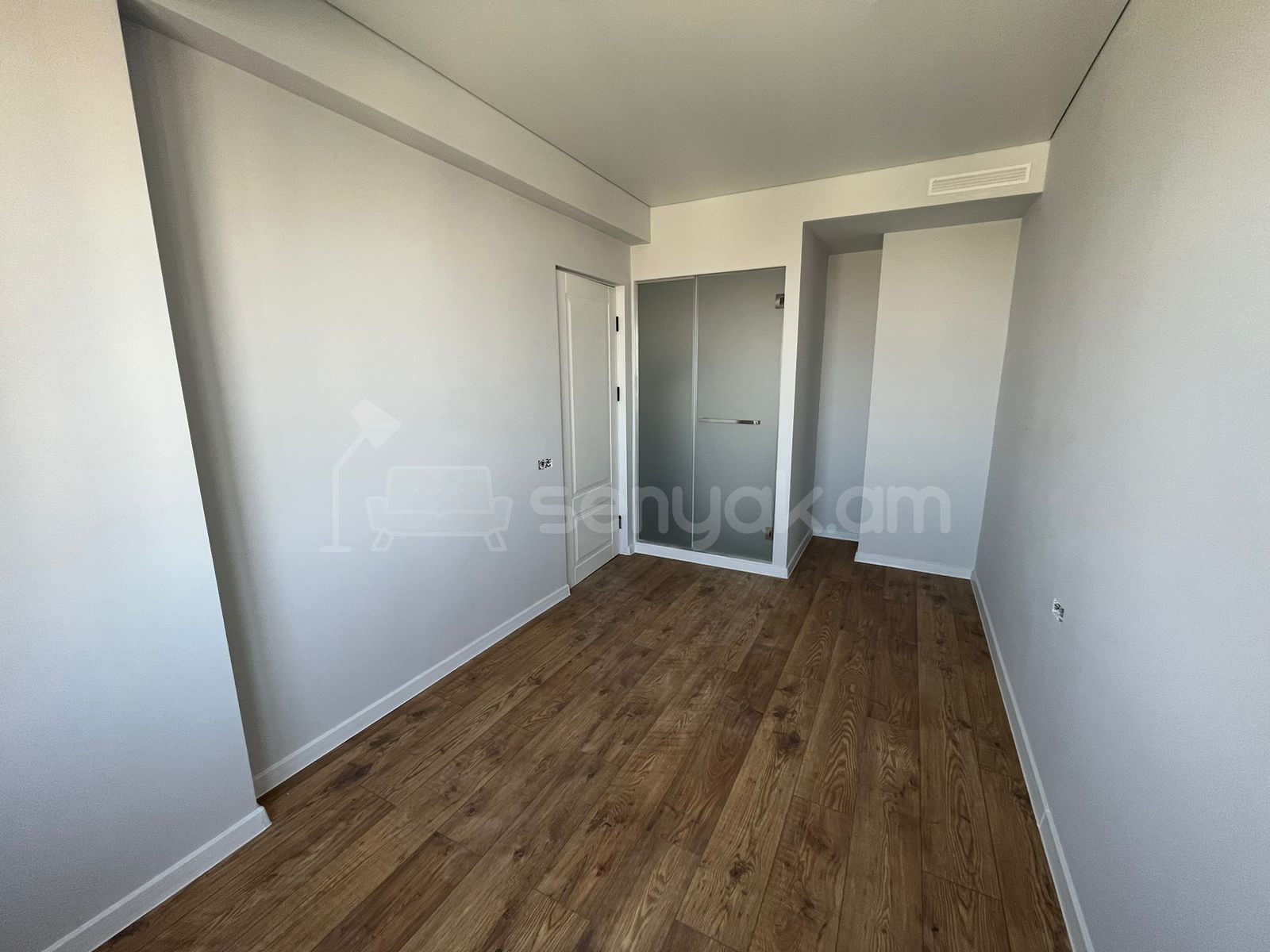 2 Սենյականոց Բնակարան, 37քմ, 9/14 հարկ, Կապիտալ Վերանորոգված