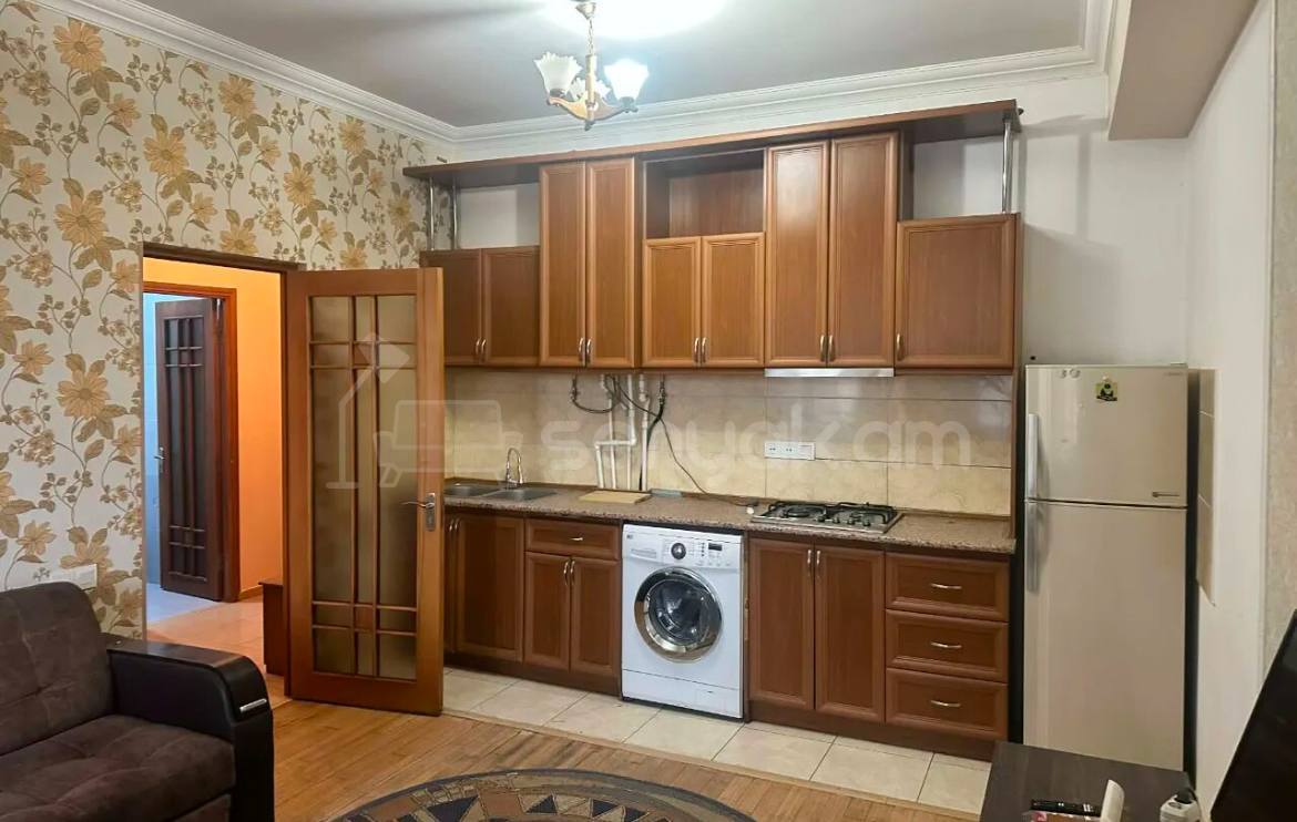 3 Սենյականոց Բնակարան, 65քմ, 11/14 հարկ, Կապիտալ Վերանորոգված, Կահավորված, Արևկող