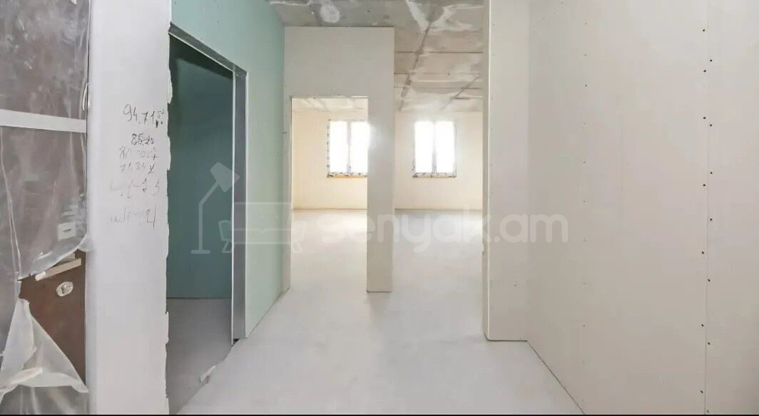 4 Սենյականոց Բնակարան Նորակառույցում, 94քմ, 13/13 հարկ, Զրոյական Վիճակում