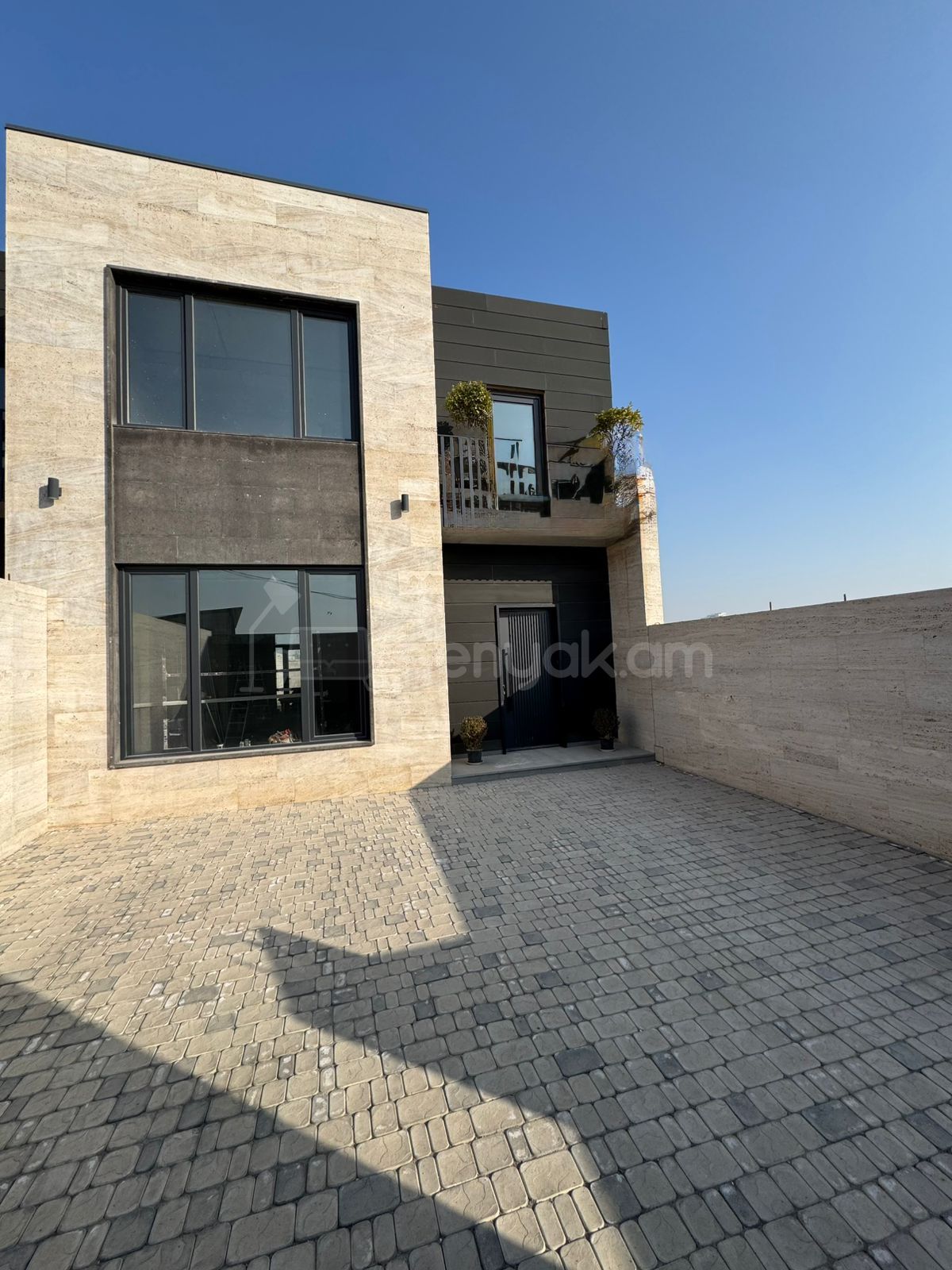 4 Սենյականոց Սեփական Տուն, 252քմ