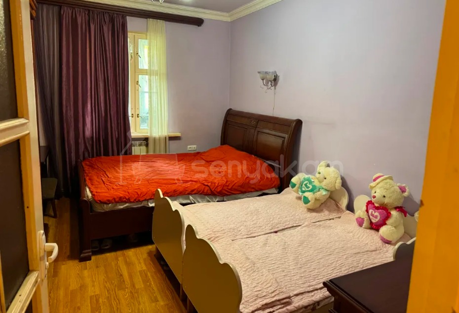 3 Սենյականոց Բնակարան, 98քմ, 2/9 հարկ, Նորմալ Վիճակում