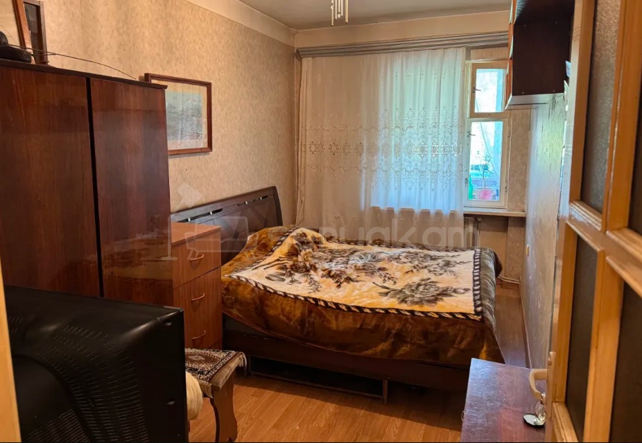 3 Սենյականոց Բնակարան, 98քմ, 2/9 հարկ, Նորմալ Վիճակում