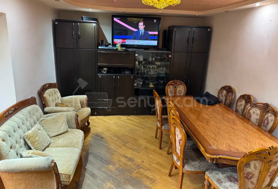 3 Սենյականոց Բնակարան, 98քմ, 2/9 հարկ, Նորմալ Վիճակում