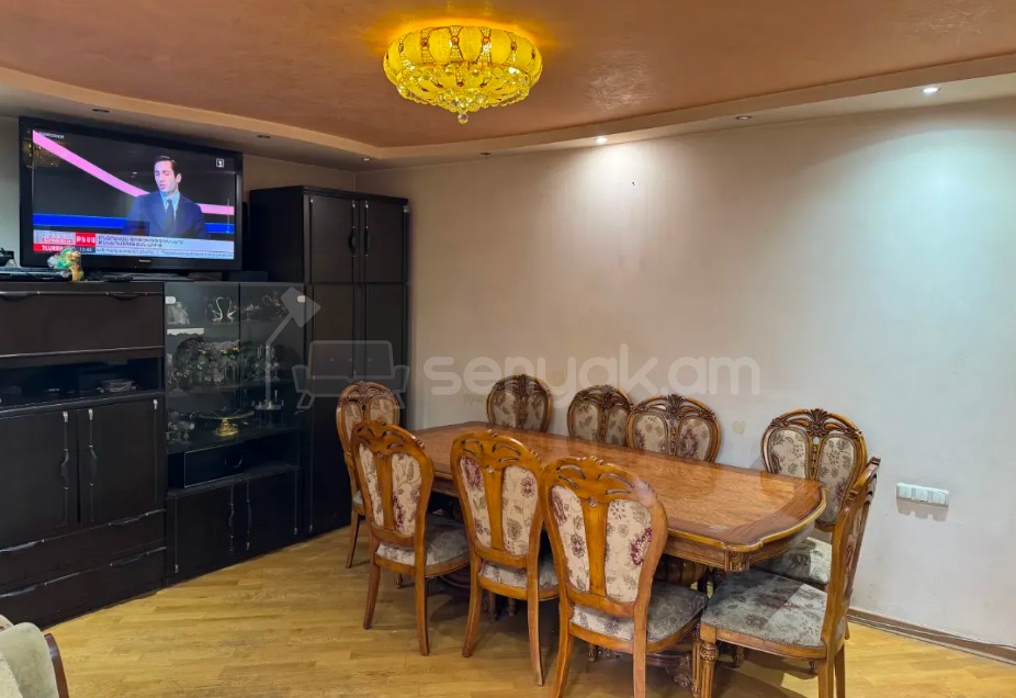 3 Սենյականոց Բնակարան, 98քմ, 2/9 հարկ, Նորմալ Վիճակում