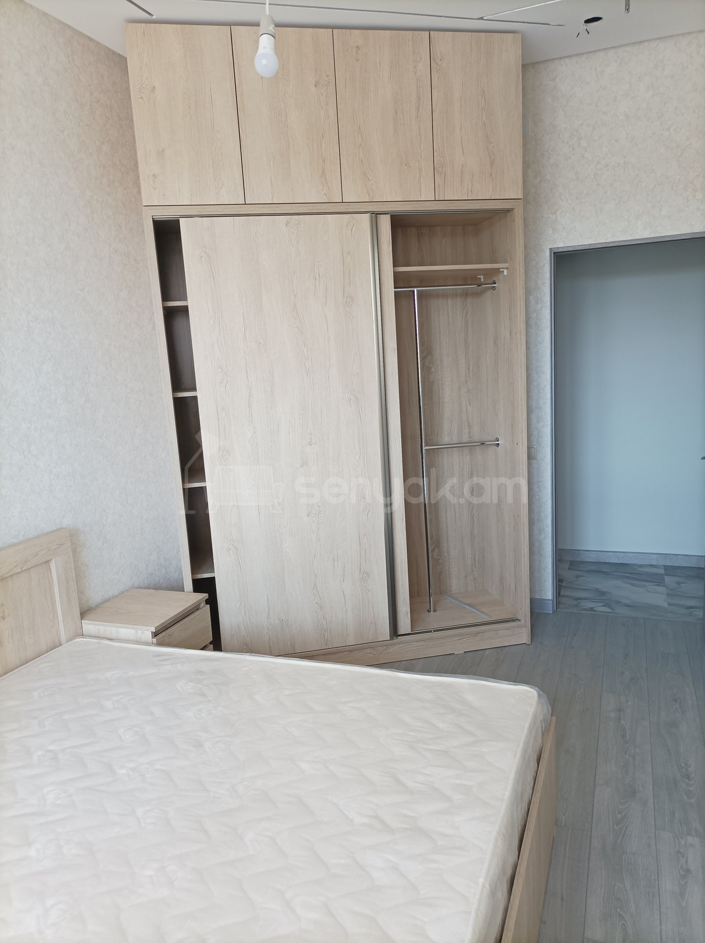 4 Սենյականոց Բնակարան Նորակառույցում, 92քմ, 4/16 հարկ, Կապիտալ Վերանորոգված, Կահավորված, Արևկող