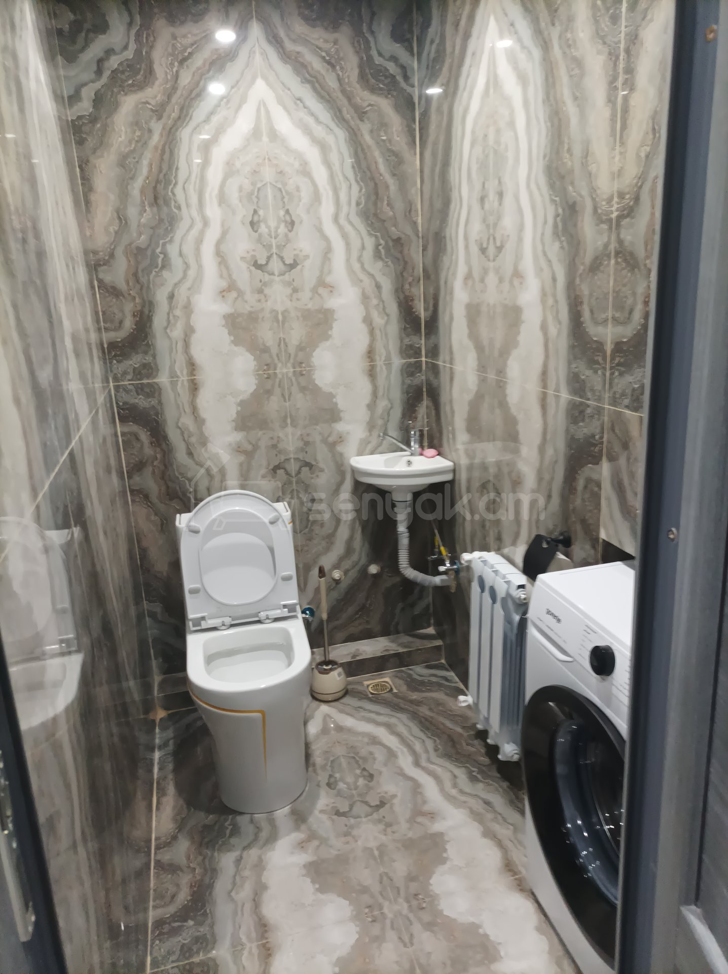 4 Սենյականոց Բնակարան Նորակառույցում, 92քմ, 4/16 հարկ, Կապիտալ Վերանորոգված, Կահավորված, Արևկող