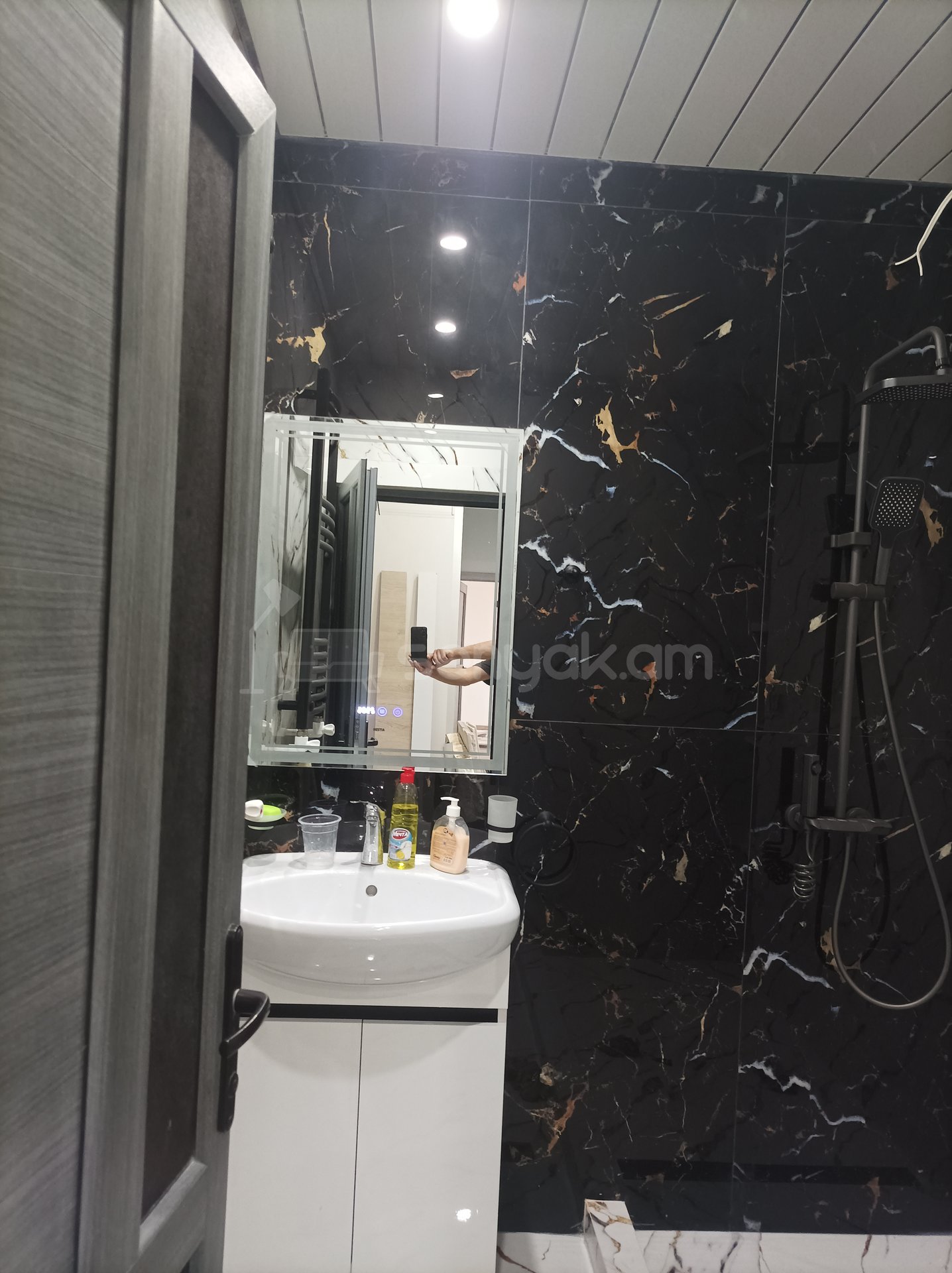 4 Սենյականոց Բնակարան Նորակառույցում, 92քմ, 4/16 հարկ, Կապիտալ Վերանորոգված, Կահավորված, Արևկող