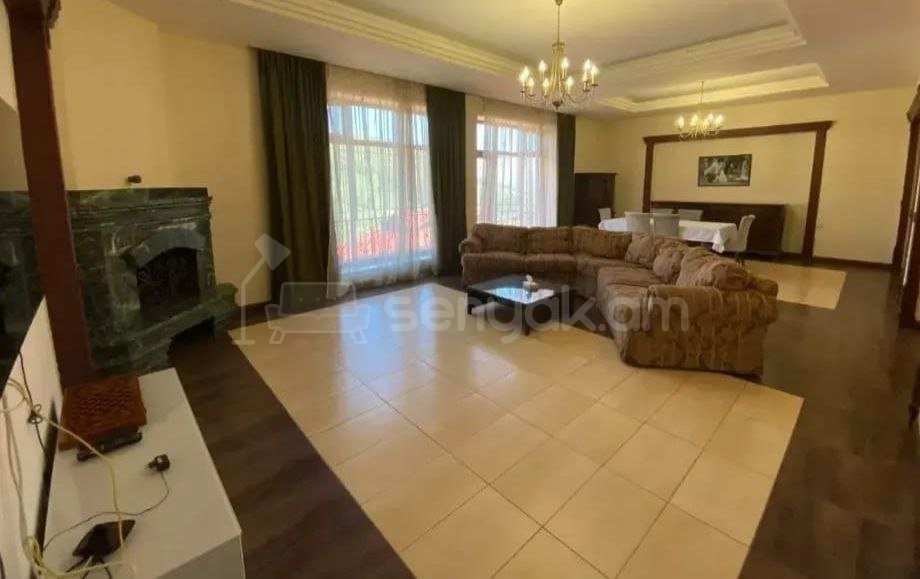 6 Սենյականոց Շքեղ Առանձնատուն, 200քմ, Լողավազանով