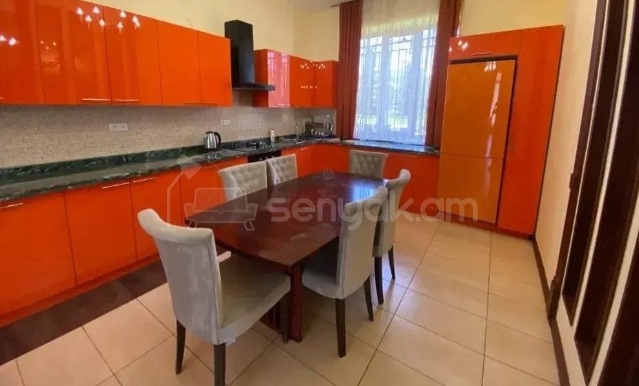 6 Սենյականոց Շքեղ Առանձնատուն, 200քմ, Լողավազանով