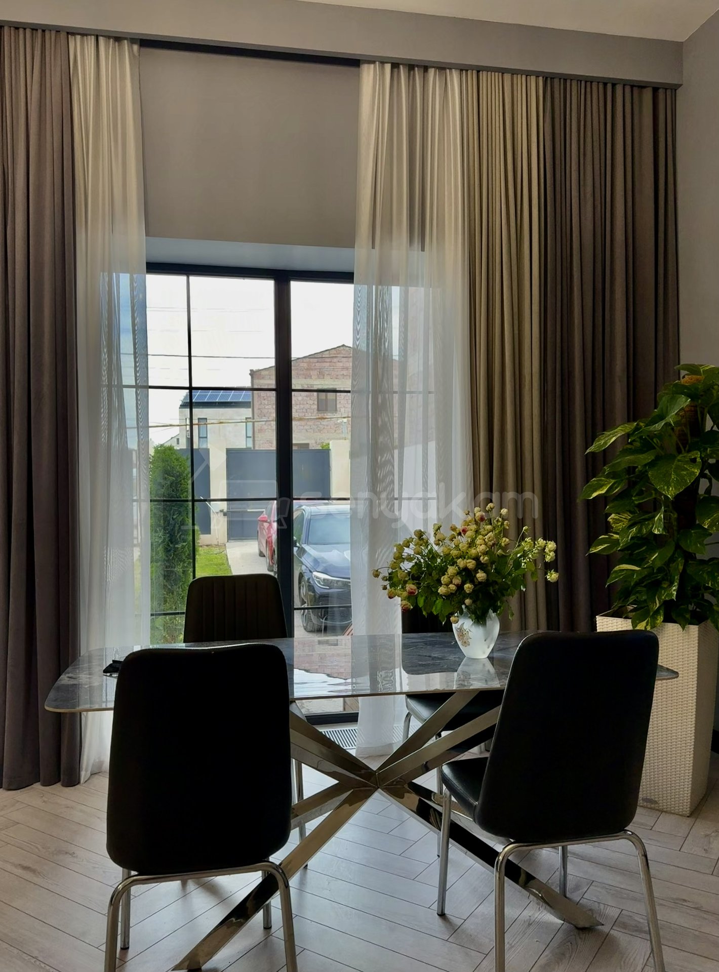 6 Սենյականոց Շքեղ Առանձնատուն, 240քմ, Կահավորված, Ավտոտնակով