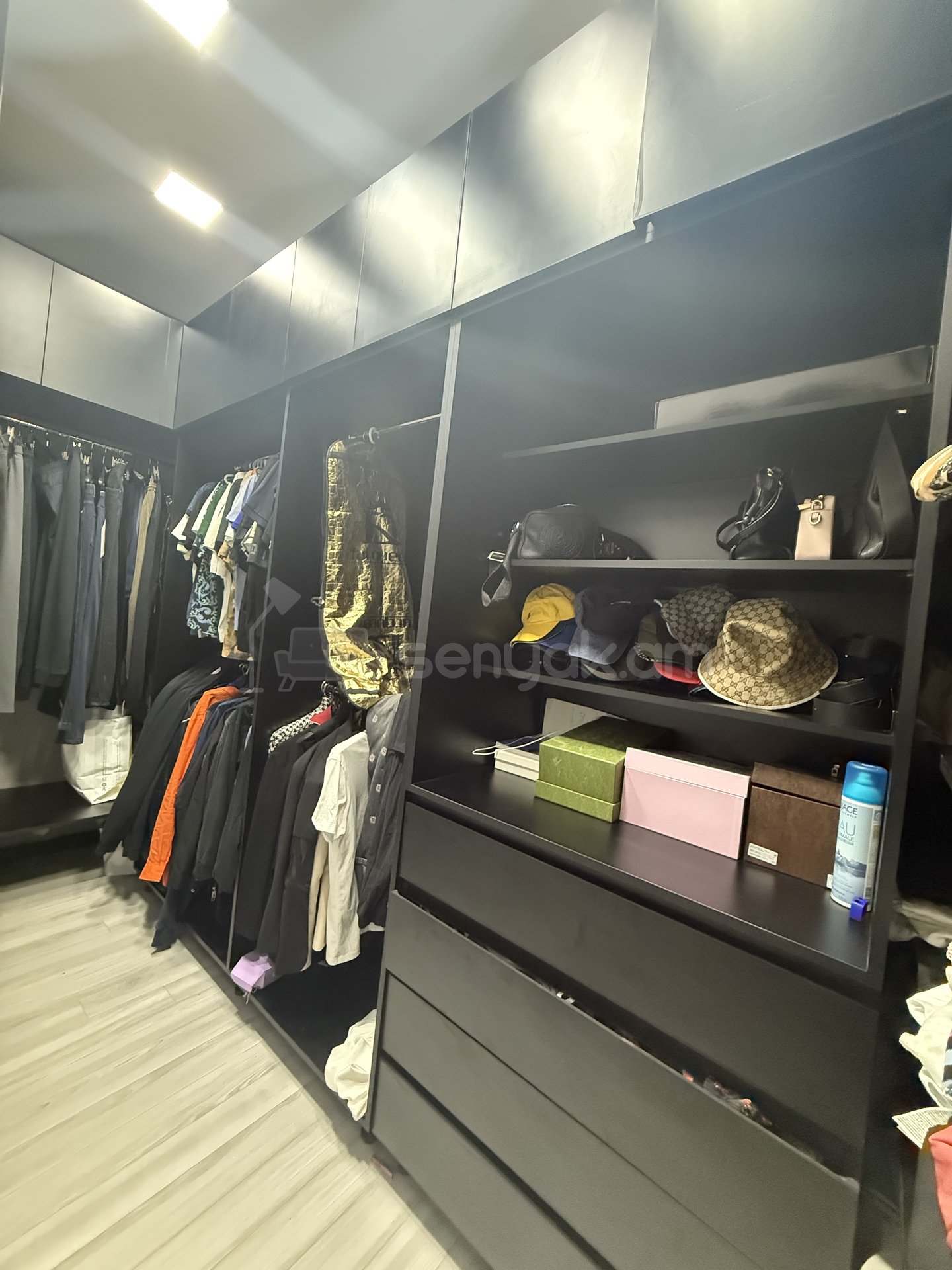 6 Սենյականոց Շքեղ Առանձնատուն, 240քմ, Կահավորված, Ավտոտնակով